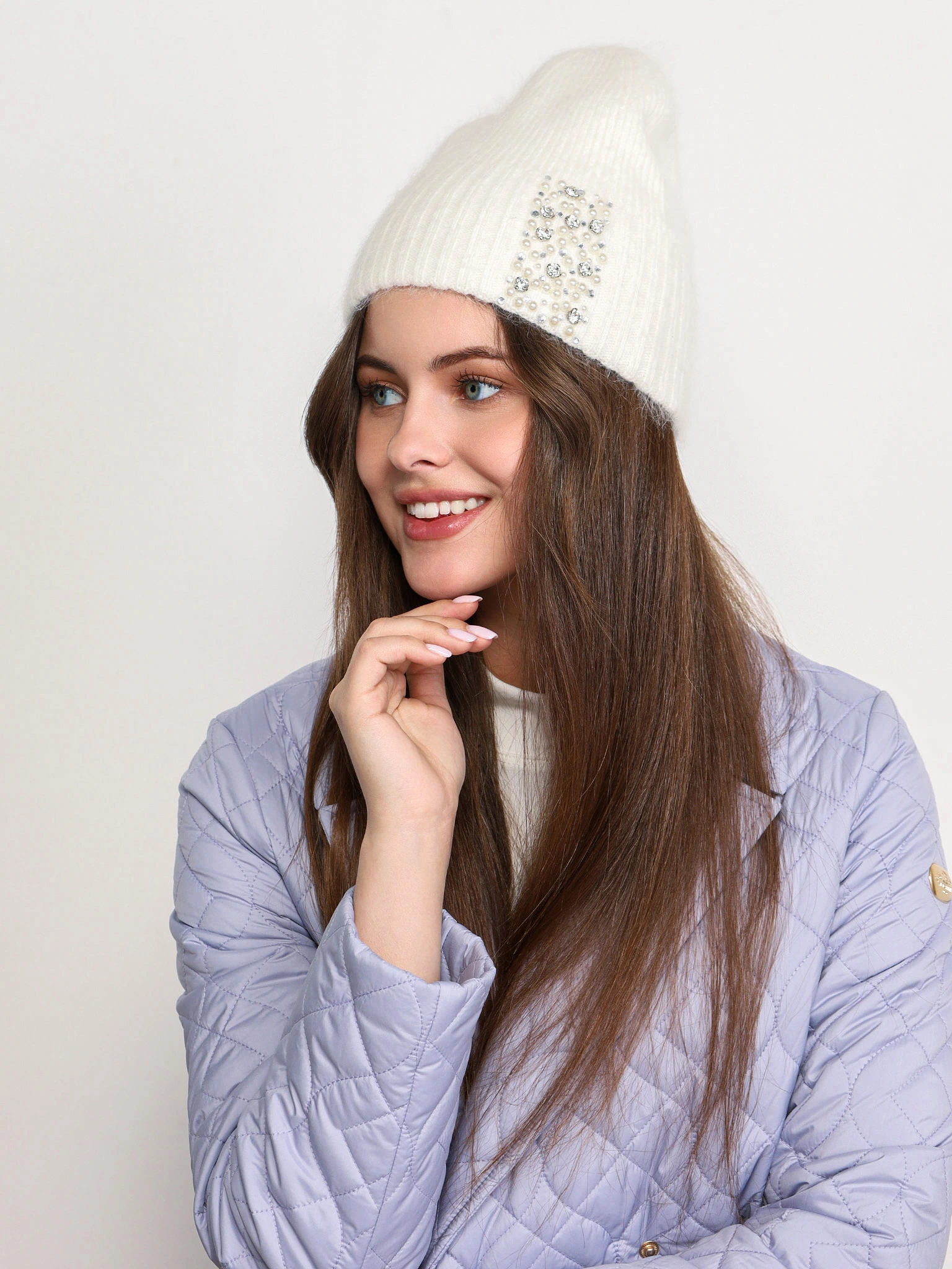 Шапка-бини двойная со стразами и бусинами в ассортименте